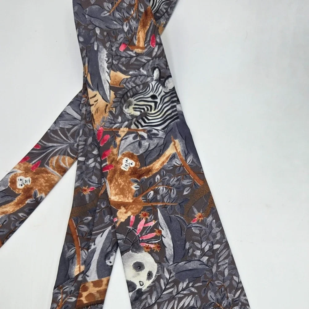 Atonio Calafatano Novelty Silk Tie Animal Print Gray Safari Zoo‎
